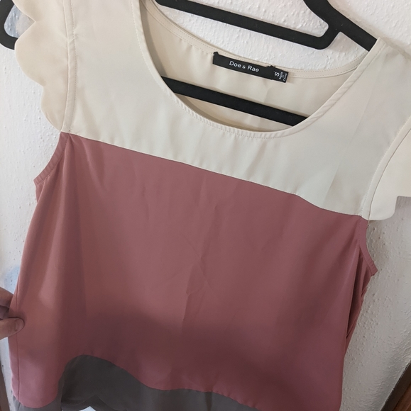 Doe and Rae Scallop Trim Pink White Gray Colorblock Tank Top Size Small - Picture 3 of 6